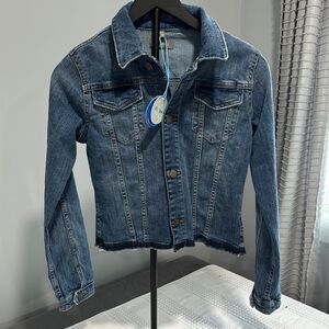 DL1961 Blue Jean Jacket Classic Denim Style